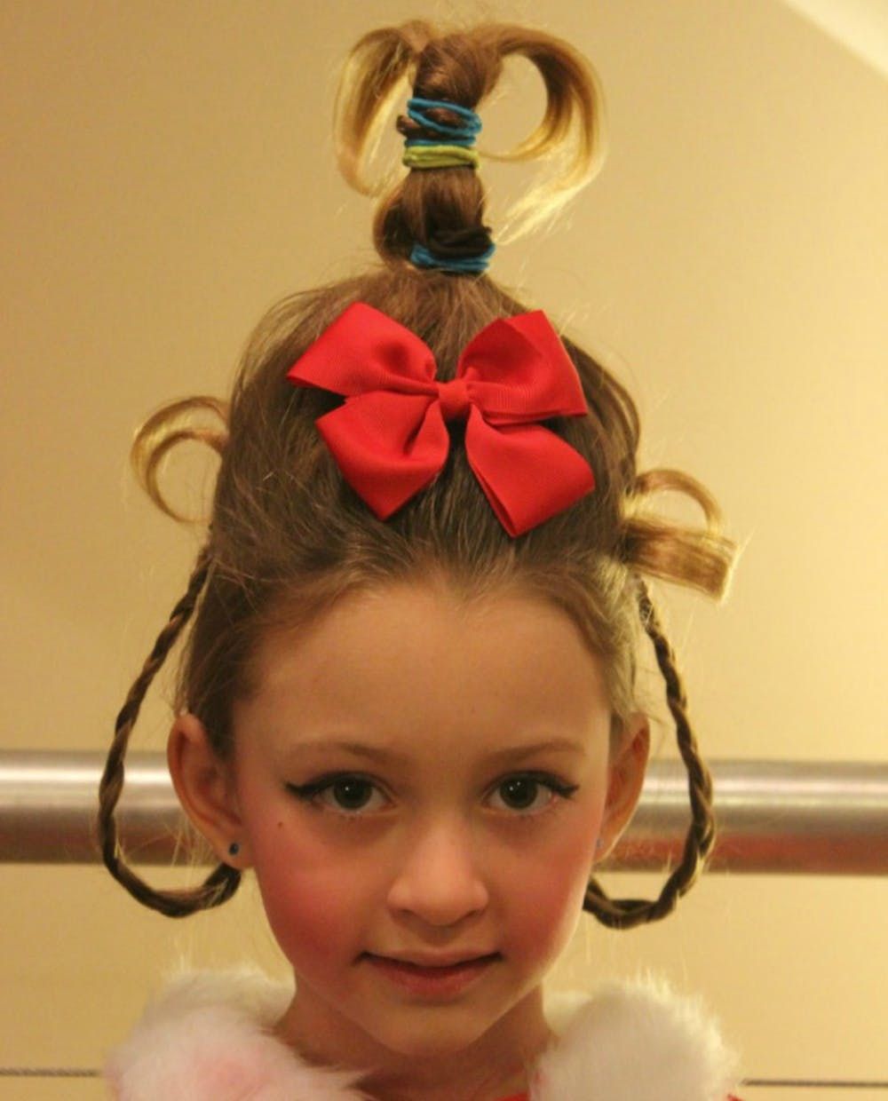 17 Halloween Hairstyles to Complete Your Killer Costume